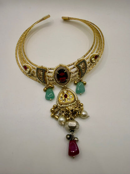 Statement Hasli with Kundan and Stones