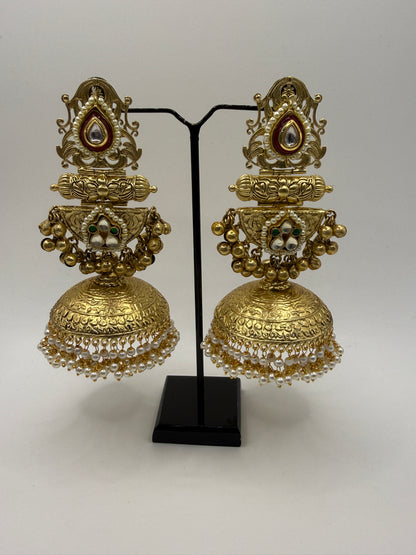 Oversized Jhumka with Paachi Stones