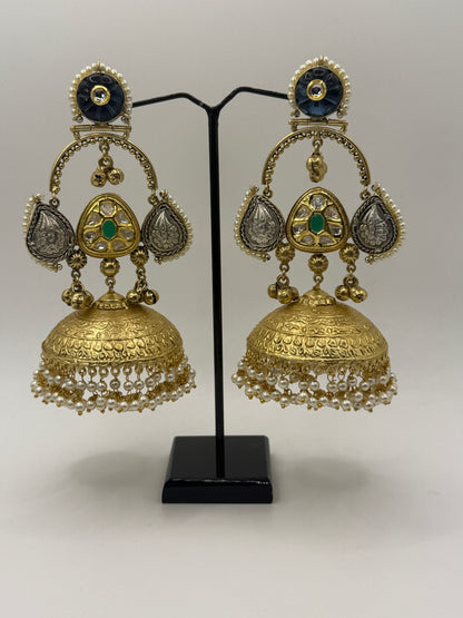 Statement Kundan and Pearl Detailing Jhumka