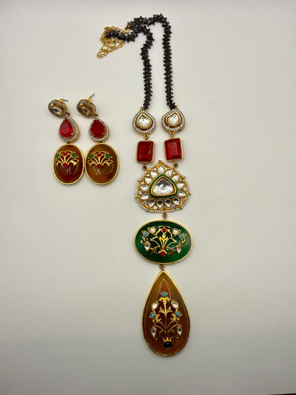 Green Stone Drop Antique Finish Pendant Necklace