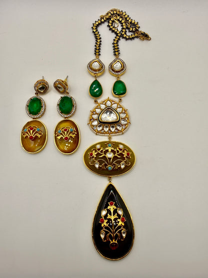 Green Stone Drop Antique Finish Pendant Necklace