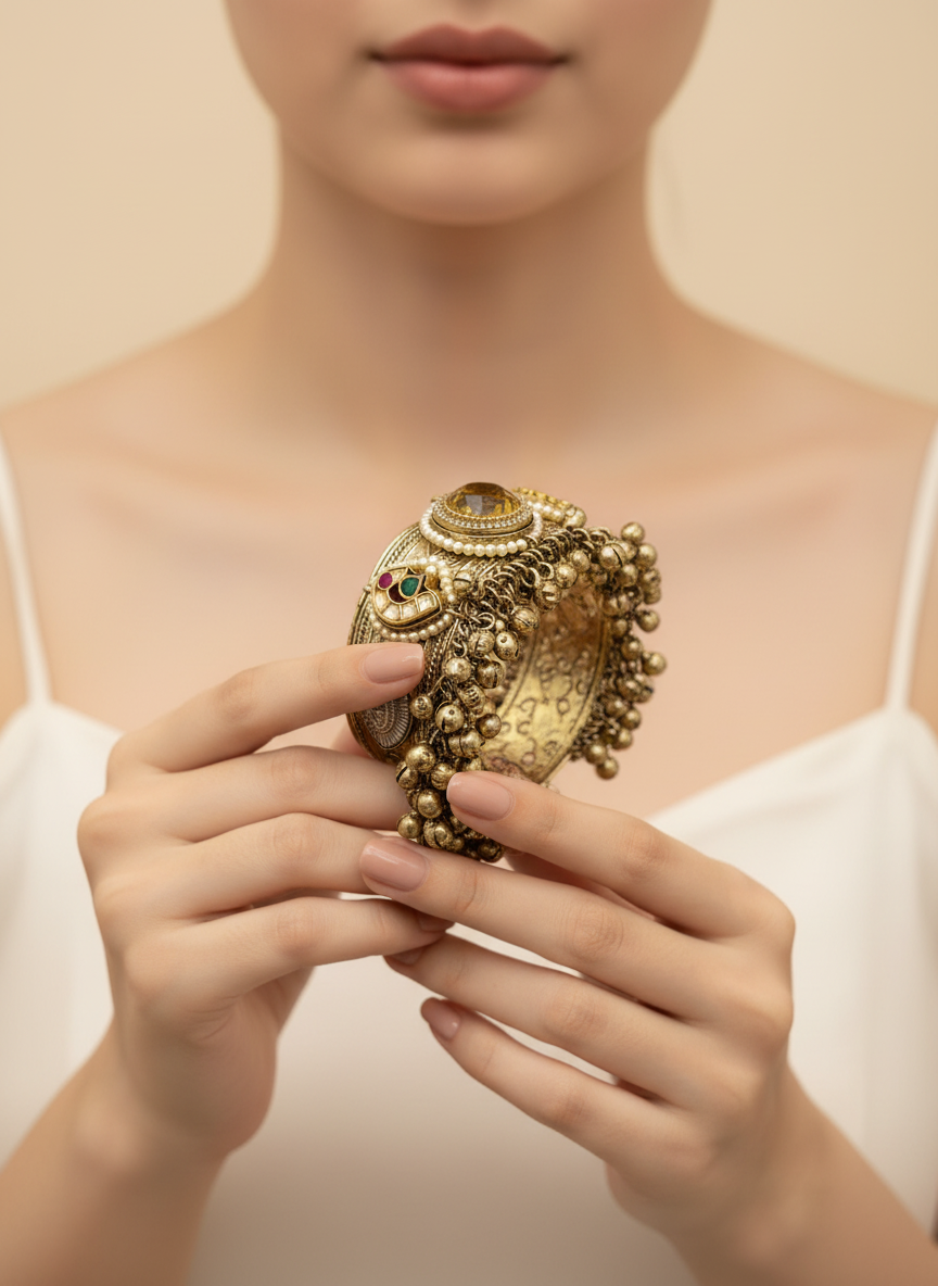 Antique Ghungroo Bangle with Traditional Detailing